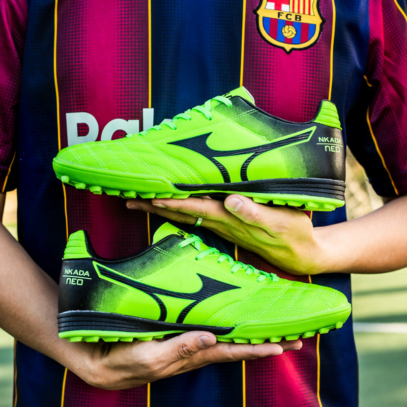 Professional Men Soccer Cleats Low Top Turf Football Training Shoes for Grass and Hard Ground